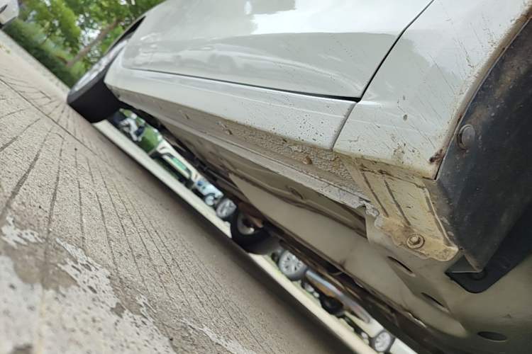 Used Buick GT 2021 Exemplar 1.5L Automatic Elite Version Right Side Sill