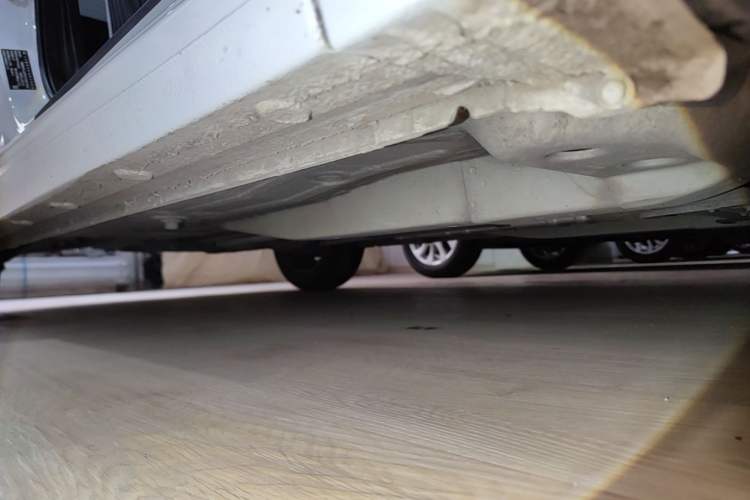 Used Buick GT 2021 Revised Version 1.3T Automatic Mild Hybrid Elite Edition Right Side Sill