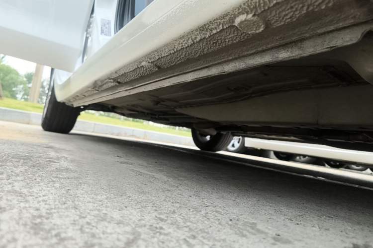 Used Buick GT 2021 Revised Version 1.3T Automatic Mild Hybrid Elite Edition Right Side Sill