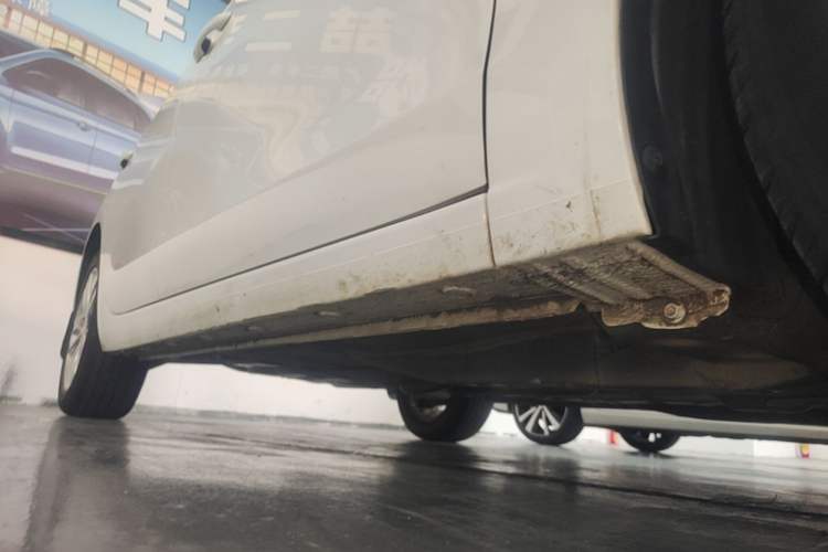 Used Buick GT 2021 Revised Version Flagship 1.5L Automatic Elite Edition Right Side Sill