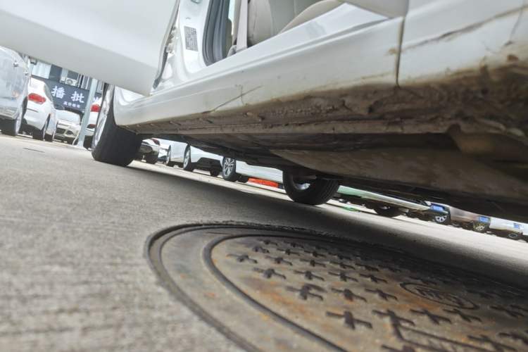 Used Buick GT 2021 Exemplar 1.5L Automatic Entry-Level Trim Right Side Sill