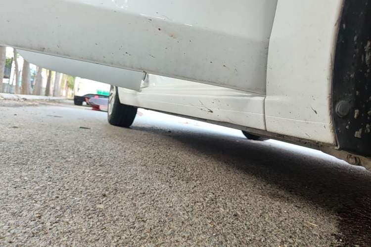 Used Buick GT 2021 Revised Version 1.3T Automatic Mild Hybrid Elite Edition Right Side Sill
