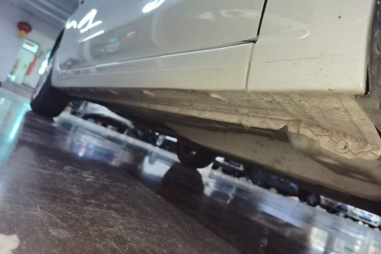 Used Buick GT 2021 Revised Version Flagship 1.5L Automatic Elite Edition Right Side Sill