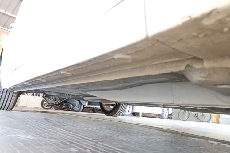 Used Buick GT 2021 Exemplar 1.5L Automatic Elite Version Right Side Sill