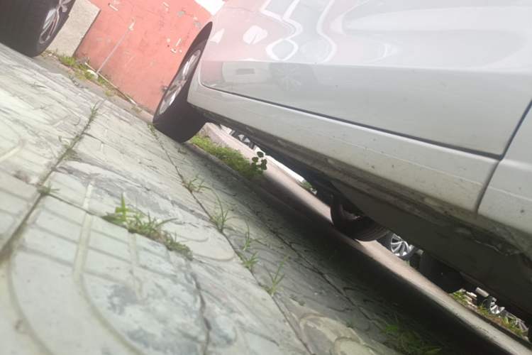 Used Buick GT 2021 Revised Version Flagship 1.5L Automatic Elite Edition Right Side Sill
