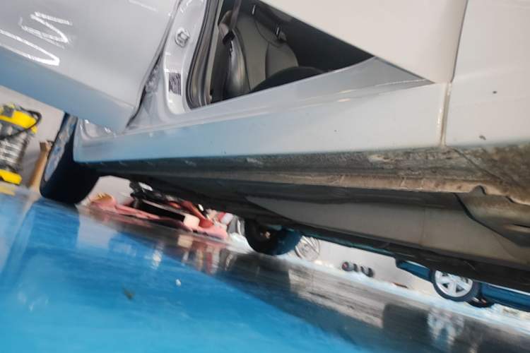 Used Buick GT 2021 Revised Version Flagship 1.5L Automatic Elite Edition Right Side Sill