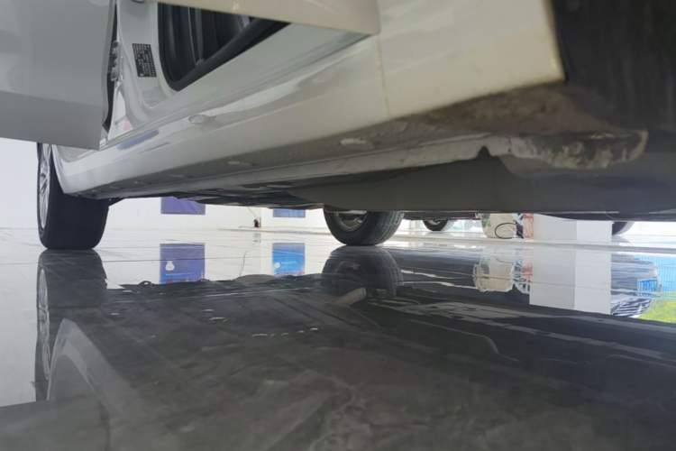 Used Buick GT 2021 Revised Version Flagship 1.5L Automatic Elite Edition Right Side Sill