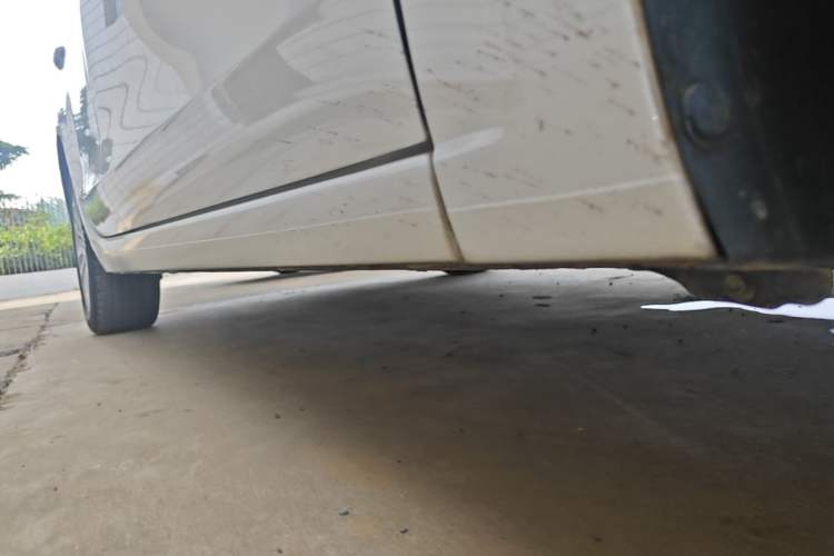 Used Buick GT 2021 Exemplar 1.5L Automatic Elite Version Right Side Sill
