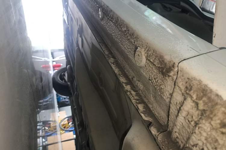 Used Buick GT 2021 Exemplar 1.5L Automatic Elite Version Right Side Sill
