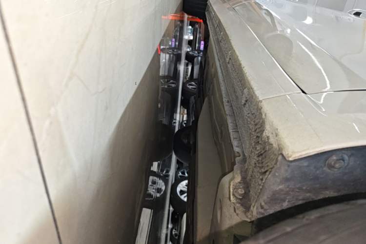 Used Buick GT 2021 Revised Version Flagship 1.5L Automatic Elite Edition Right Side Sill