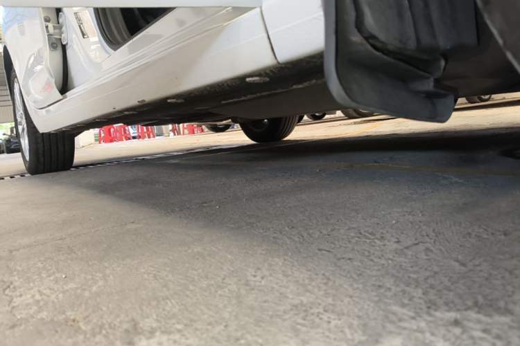 Used Buick GT 2021 Revised Version Flagship 1.5L Automatic Elite Edition Right Side Sill