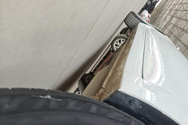 Used Buick GT 2021 Revised Version Flagship 1.5L Automatic Elite Edition Right Side Sill