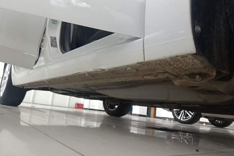 Used Buick GT 2021 Revised Version Flagship 1.5L Automatic Elite Edition Right Side Sill