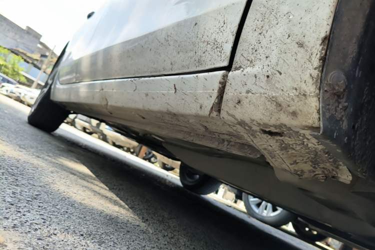 Used Buick GT 2021 Revised Version 1.3T Automatic Mild Hybrid Elite Edition Right Side Sill