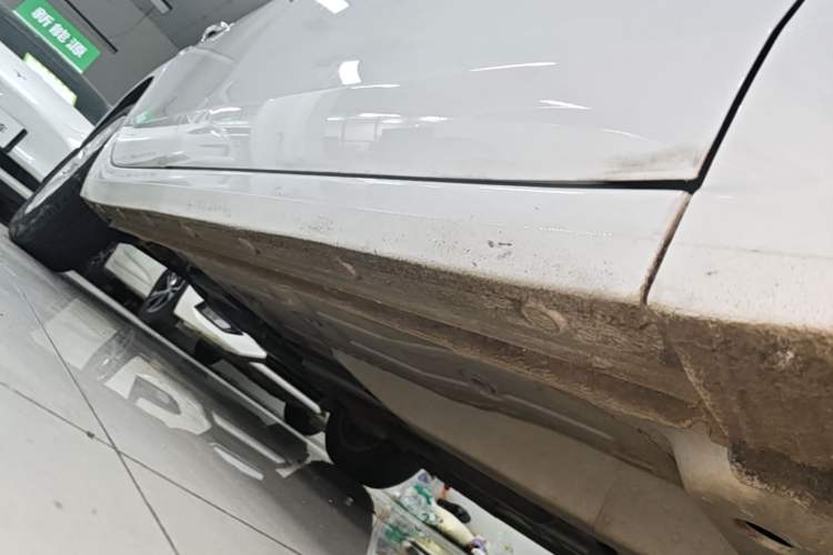 Used Buick GT 2021 Revised Version Flagship 1.5L Automatic Elite Edition Right Side Sill