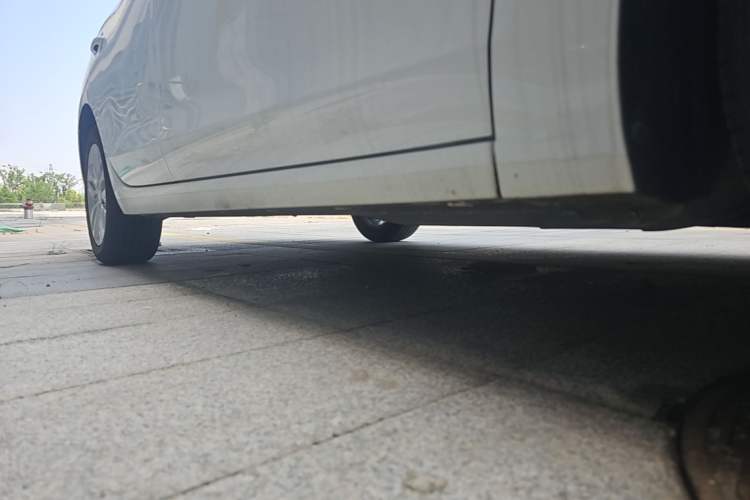 Used Buick GT 2021 Revised Version Flagship 1.5L Automatic Elite Edition Right Side Sill
