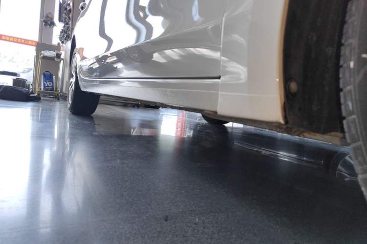 Used Buick GT 2021 Revised Version 1.3T Automatic Mild Hybrid Elite Edition Right Side Sill