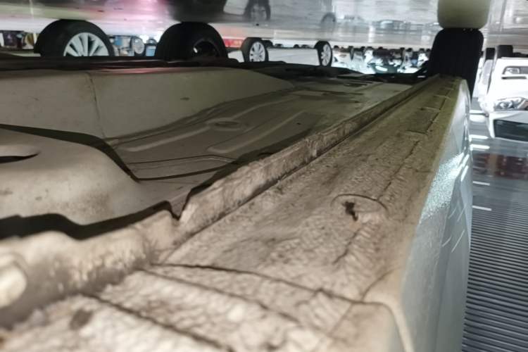 Used Buick GT 2021 Revised Version Flagship 1.5L Automatic Entry-Level Trim Right Side Sill