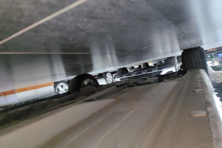 Used Buick GT 2021 Revised Version Flagship 1.5L Automatic Elite Edition Right Side Sill
