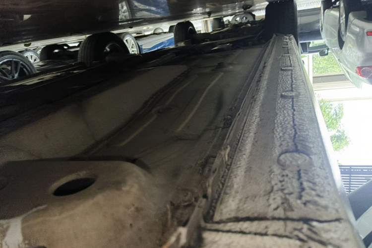 Used Buick GT 2021 Revised Version 1.3T Automatic Mild Hybrid Elite Edition Right Side Sill
