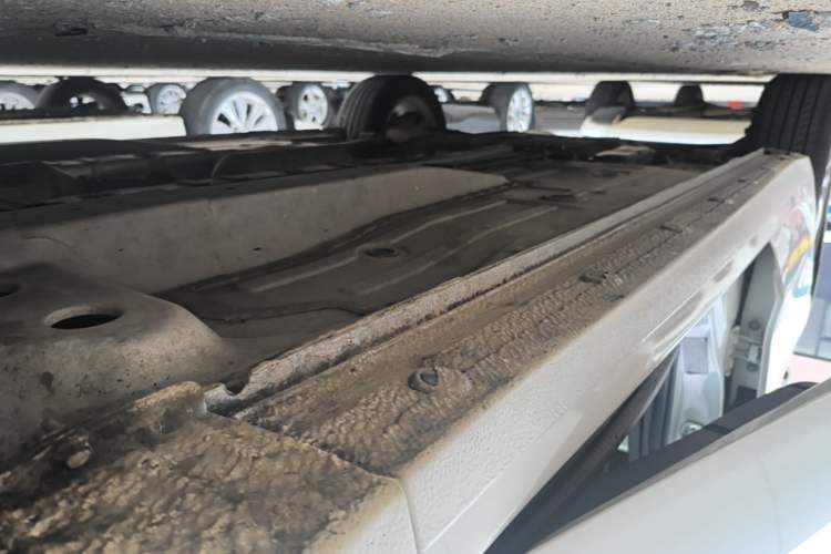 Used Buick GT 2021 Revised Version Flagship 1.5L Automatic Elite Edition Right Side Sill