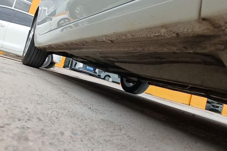 Used Buick GT 2021 Revised Version Flagship 1.5L Automatic Elite Edition Right Side Sill