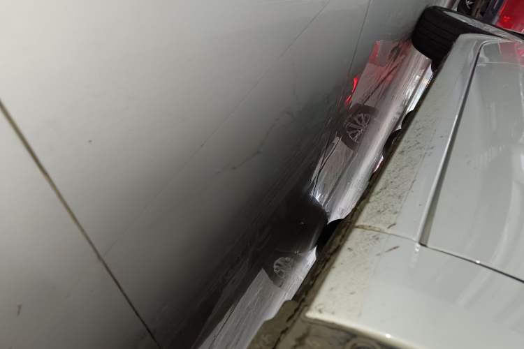 Used Buick GT 2021 Revised Version Flagship 1.5L Automatic Elite Edition Right Side Sill
