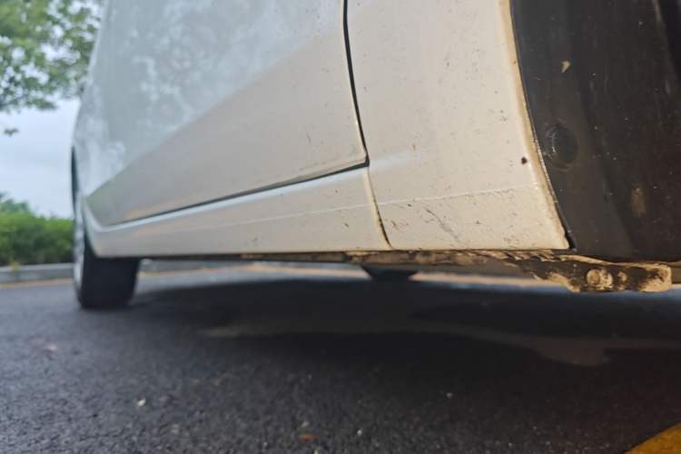 Used Buick GT 2021 Revised Version Flagship 1.5L Automatic Elite Edition Right Side Sill