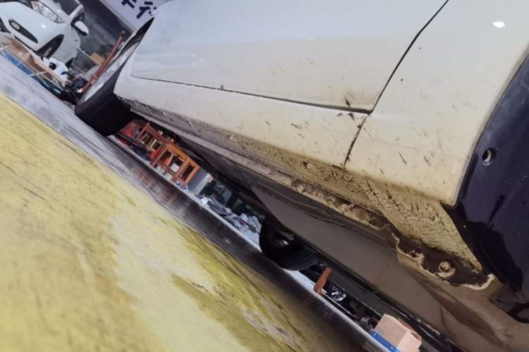 Used Buick GT 2021 Revised Version Flagship 1.5L Automatic Elite Edition Right Side Sill