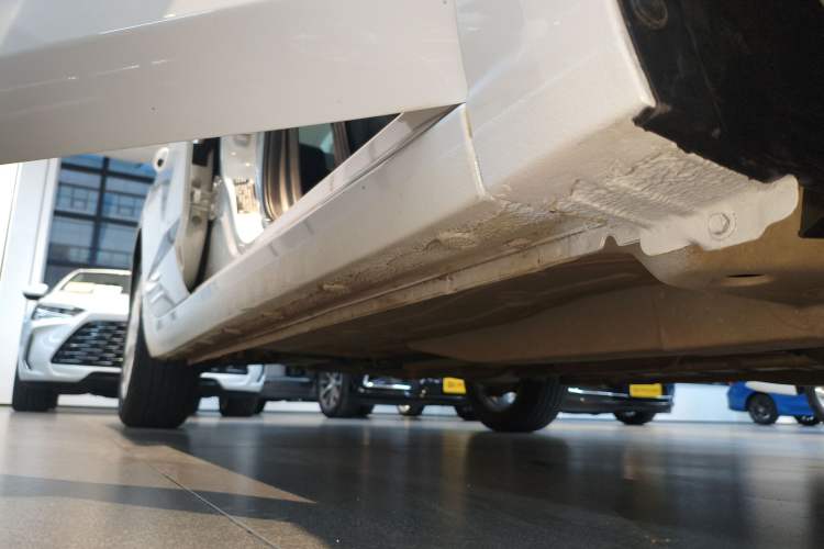 Used Buick GT 2021 Revised Version Flagship 1.5L Automatic Elite Edition Right Side Sill