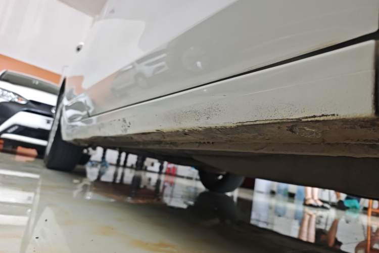Used Buick GT 2021 Revised Version Flagship 1.5L Automatic Elite Edition Right Side Sill