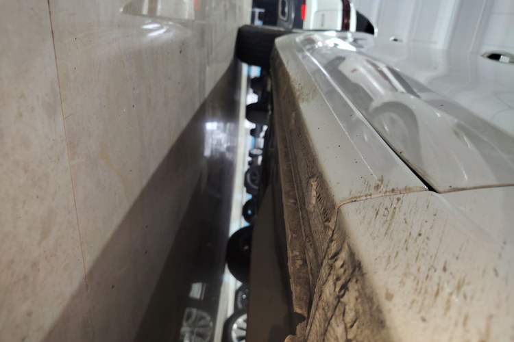 Used Buick GT 2021 1.3T Automatic Mild Hybrid Elite Version Right Side Sill