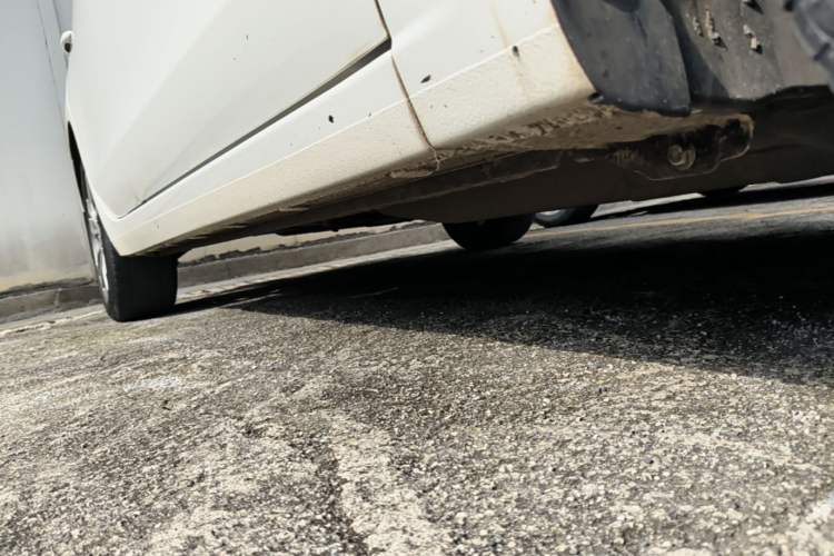 Used Buick GT 2021 Revised Version 1.3T Automatic Mild Hybrid Elite Edition Right Side Sill