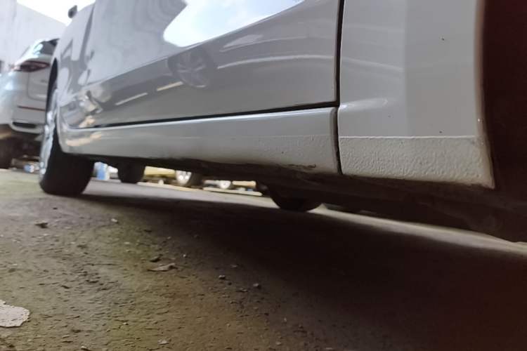 Used Buick GT 2021 Revised Version Flagship 1.5L Automatic Elite Edition Right Side Sill