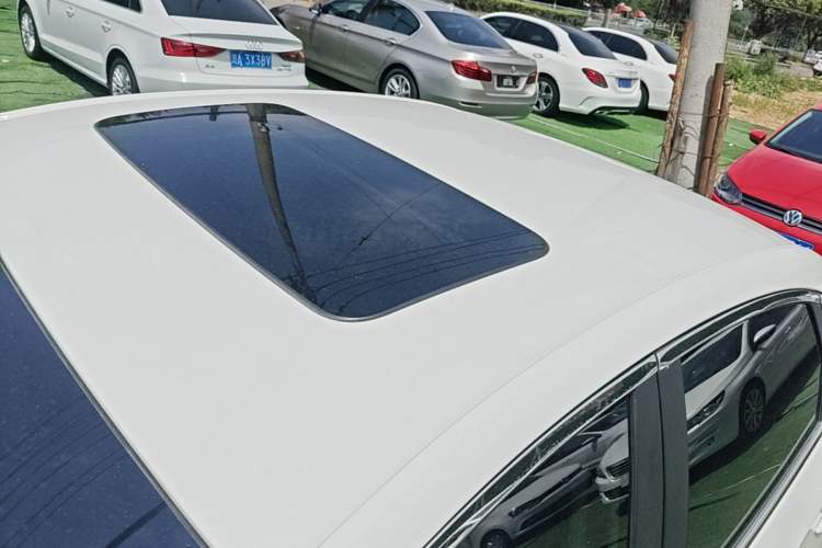Used Buick GT 2021 1.3T Automatic Mild Hybrid Elite Version Roof