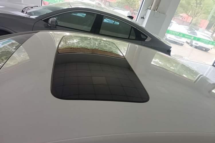 Used Buick GT 2021 Exemplar 1.5L Automatic Elite Version Roof