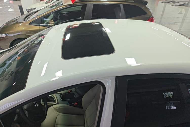 Used Buick GT 2021 Exemplar 1.5L Automatic Elite Version Roof