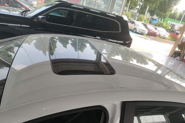 Used Buick GT 2021 1.3T Automatic Mild Hybrid Elite Version Roof