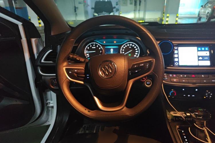 Used Buick GT 2021 Exemplar 1.5L Automatic Elite Version Steering Wheel