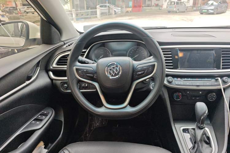 Used Buick GT 2021 Revised Version Flagship 1.5L Automatic Elite Edition Steering Wheel