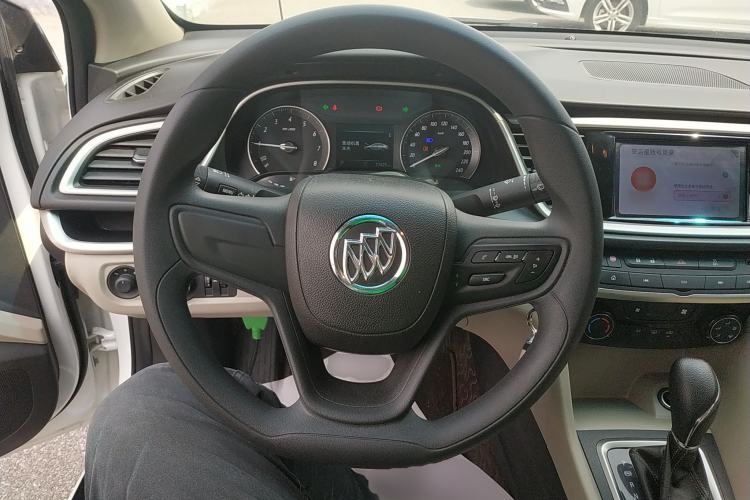 Used Buick GT 2021 Exemplar 1.5L Automatic Elite Version Steering Wheel