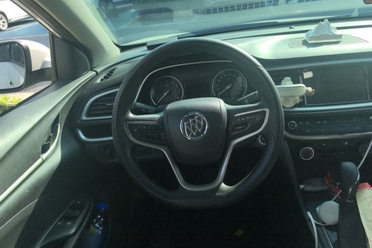 Used Buick GT 2021 Revised Version Flagship 1.5L Automatic Elite Edition Steering Wheel