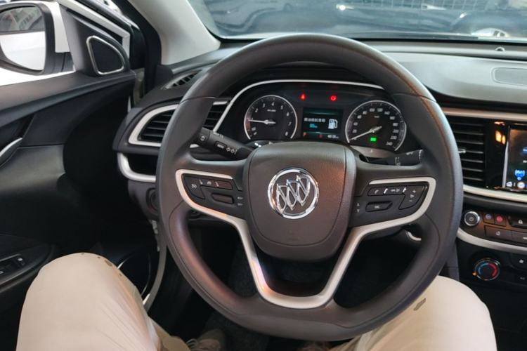 Used Buick GT 2021 Revised Version Flagship 1.5L Automatic Elite Edition Steering Wheel