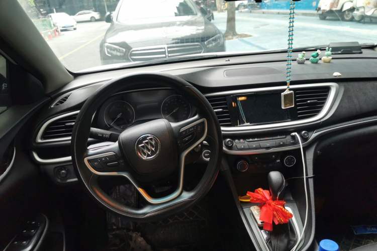 Used Buick GT 2021 Revised Version 1.3T Automatic Mild Hybrid Elite Edition Steering Wheel