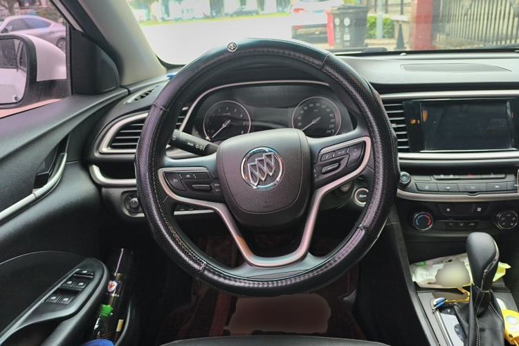 Used Buick GT 2021 Revised Version Flagship 1.5L Automatic Elite Edition Steering Wheel