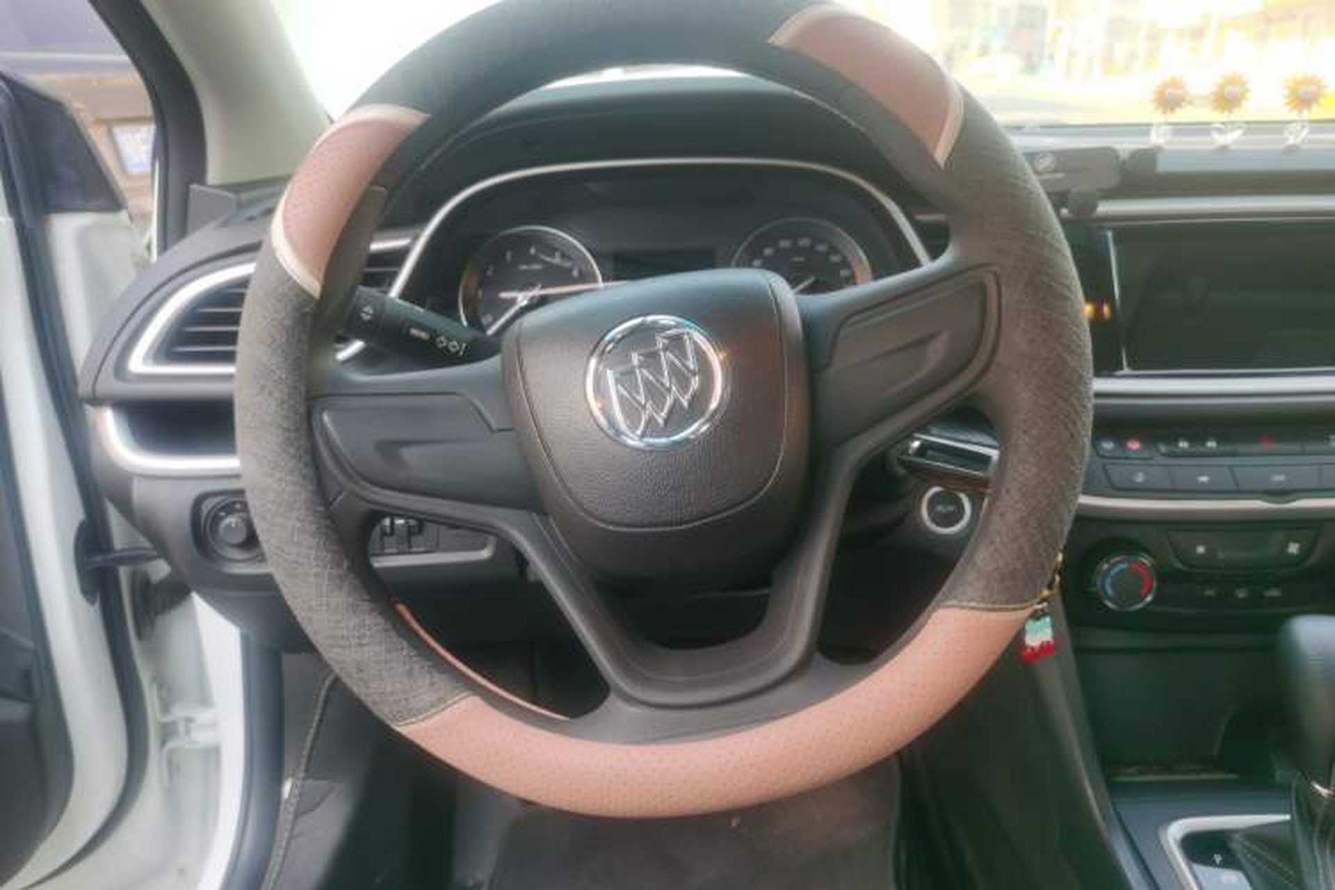Used Buick GT 2021 1.3T Automatic Mild Hybrid Elite Version Steering Wheel