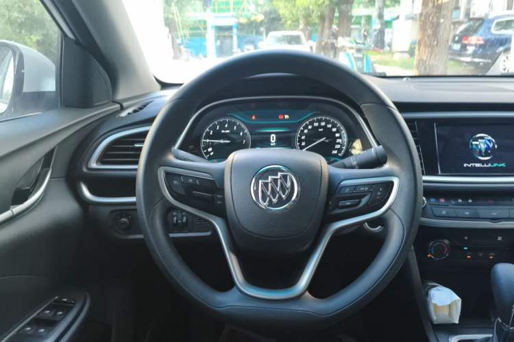 Used Buick GT 2021 Revised Version Flagship 1.5L Automatic Elite Edition Steering Wheel