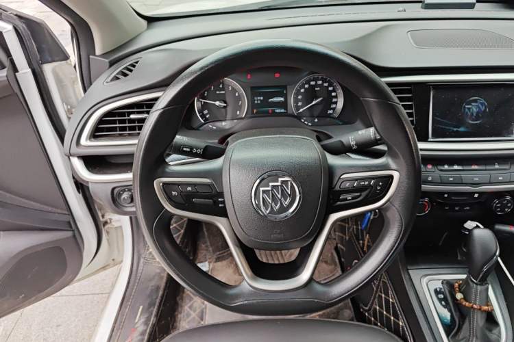 Used Buick GT 2021 Revised Version Flagship 1.5L Automatic Elite Edition Steering Wheel