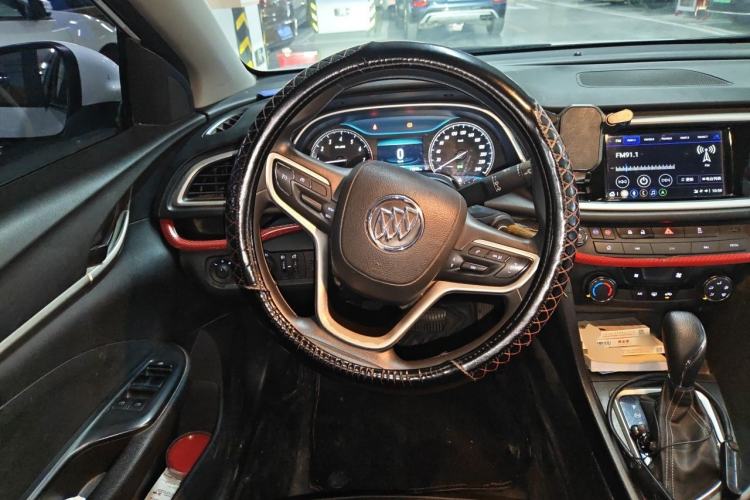 Used Buick GT 2021 Revised Version Flagship 1.5L Automatic Elite Edition Steering Wheel