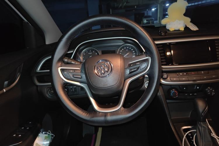 Used Buick GT 2021 Revised Version Flagship 1.5L Automatic Elite Edition Steering Wheel